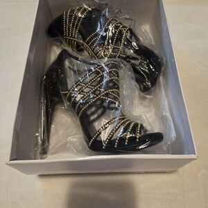 Steve Madden Black and Gold Beaded Heels